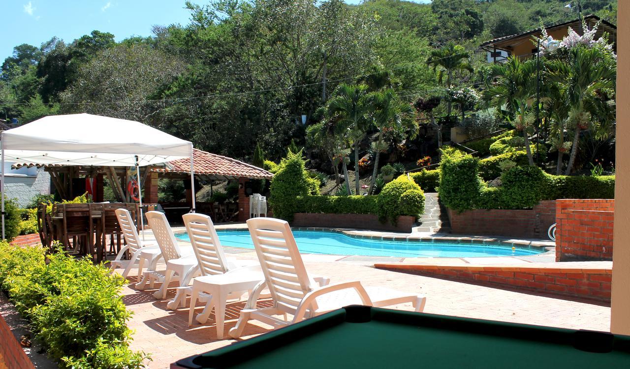 Hotel Campestre Casona Del Camino Real San Gil Exterior photo